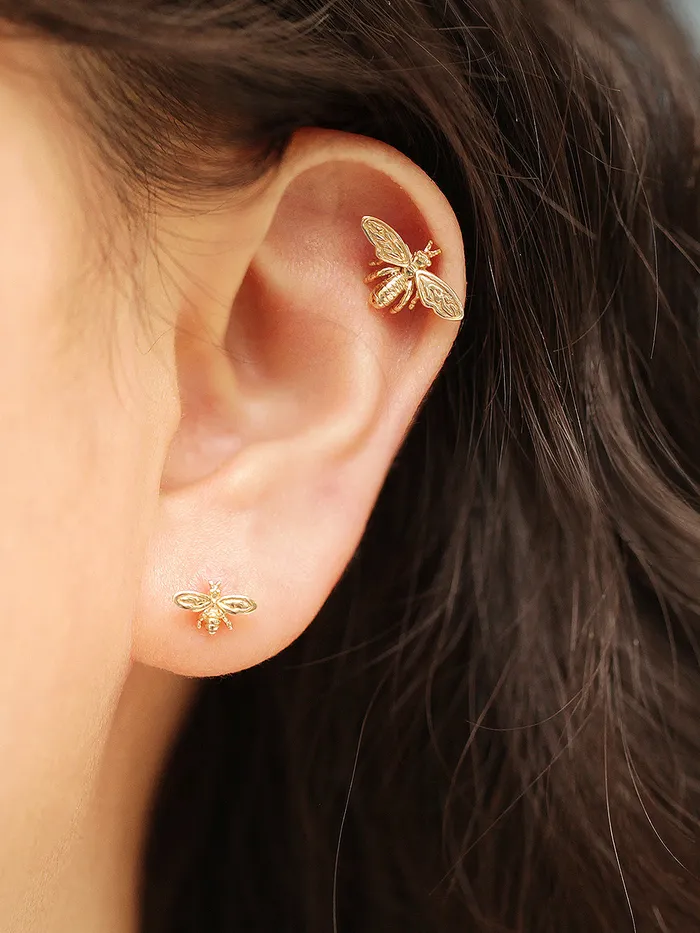 14K Gold Queen Baby Bee Cartilage Earring 20G18G16G MinimalBijoux Earrings