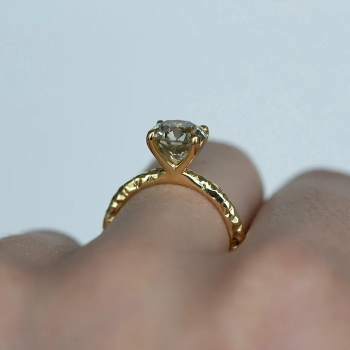 Anueva Jewelry 159ct Round Grey Diamond Evergreen Solitaire in 18k Yellow Gold PreStyled Sets