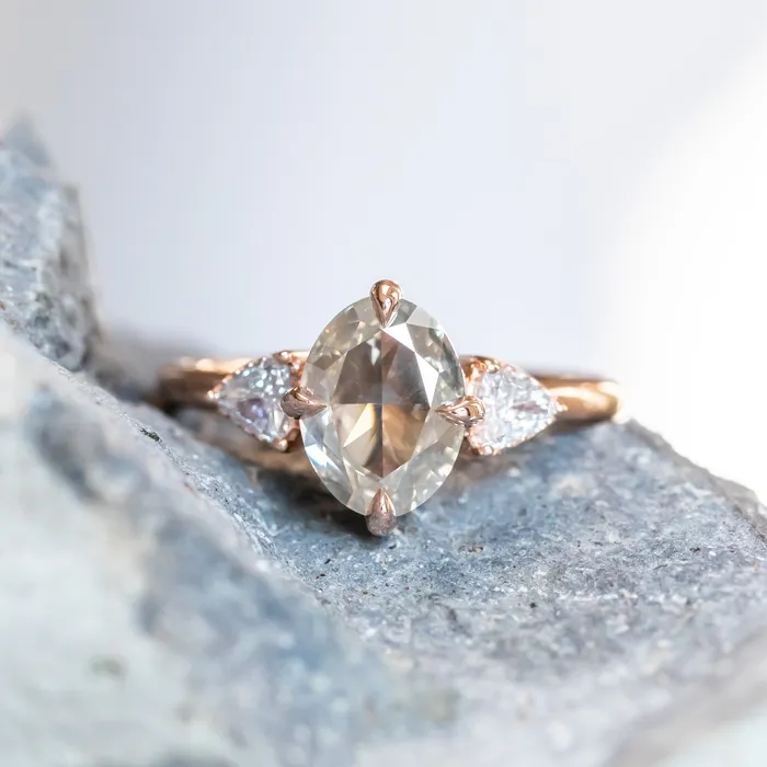 Anueva Jewelry 202ct Oval Champagne Diamond Three Stone Antique Low Profile Ring in 18k Rose Gold Rings
