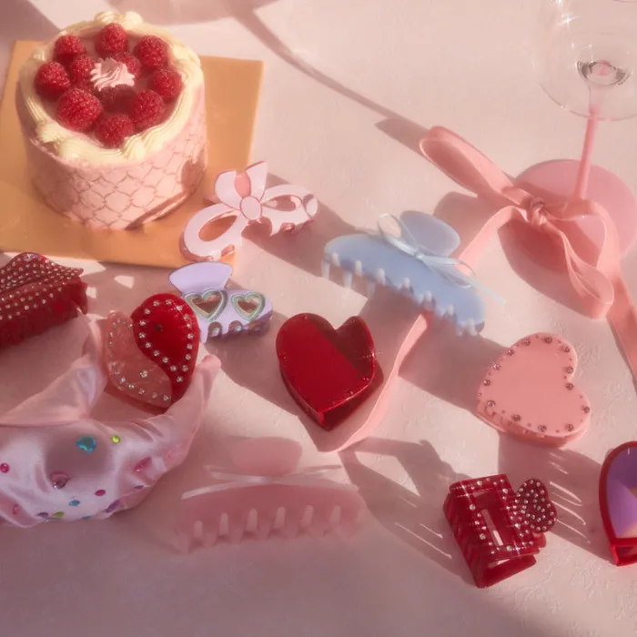 Balanced Heart Claw shopsnackbreak Necklaces Balanced Heart Claw shopsnackbreak Necklaces
