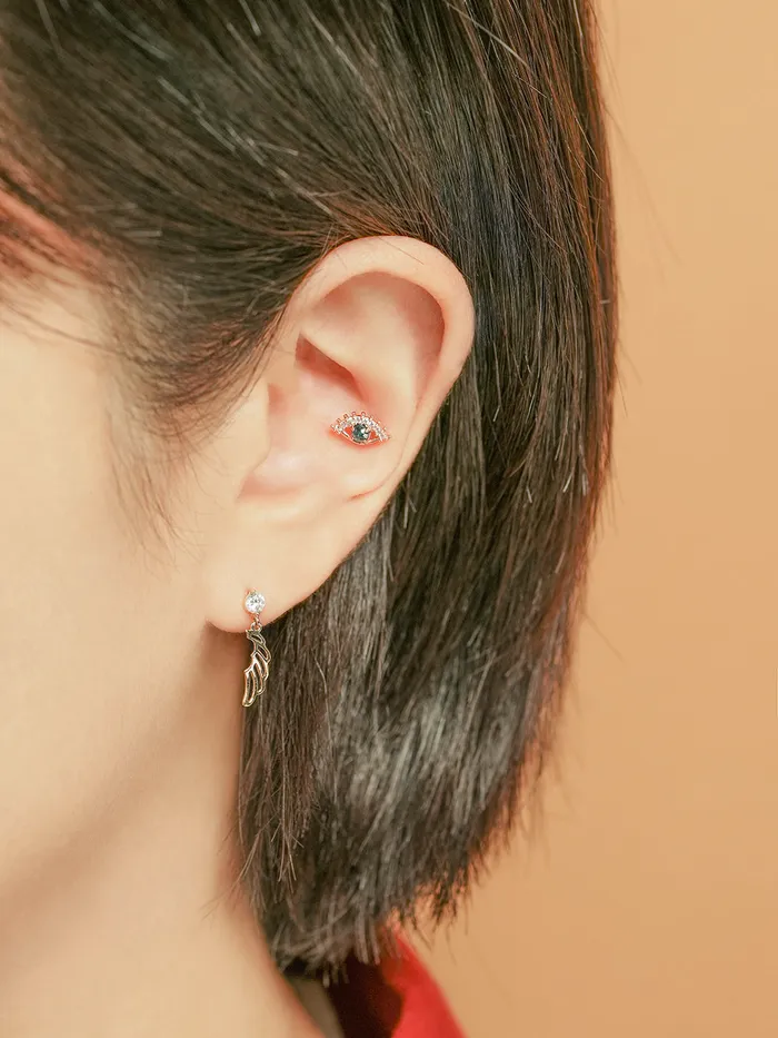 Earrings 14K Blink Evil Eye Cartilage Earring 20G MinimalBijoux
