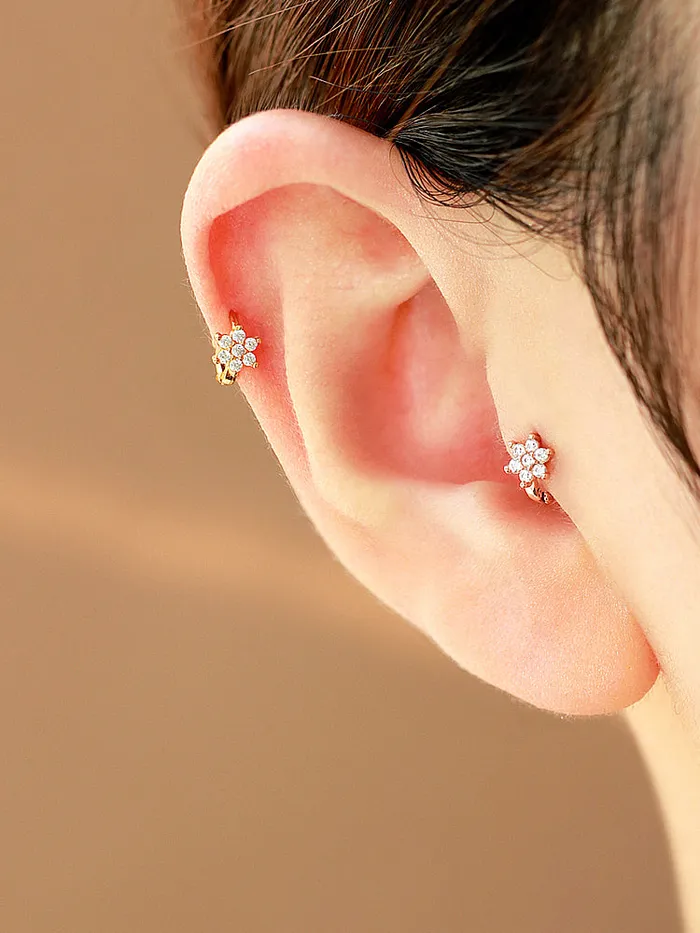 Earrings MinimalBijoux 925 Silver Flower Hoop Earring