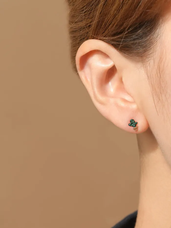 MinimalBijoux 14K Gold Cutie Cactus Cartilage Earring 18G Earrings