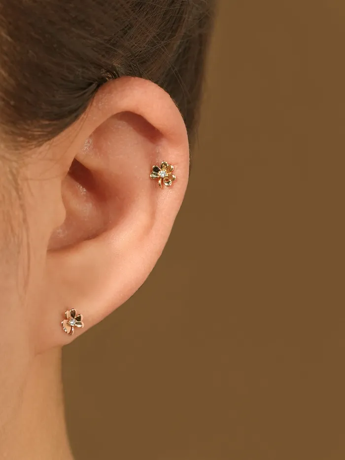 MinimalBijoux 14K Gold Lucky Clover Cartilage Earring 20G18G16G Earrings