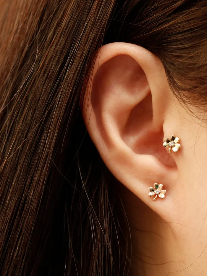 MinimalBijoux 14K Gold Lucky Clover Cartilage Earring 20G18G16G Earrings