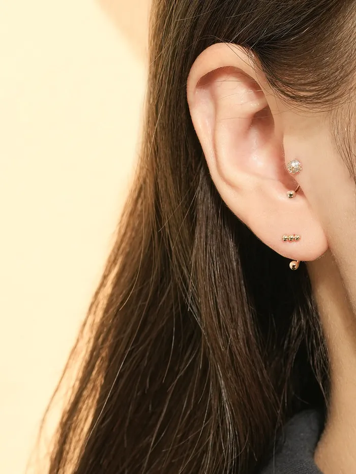 MinimalBijoux 14K Gold Mini Triple Ball Curve Piercing 20G PreStyled Sets