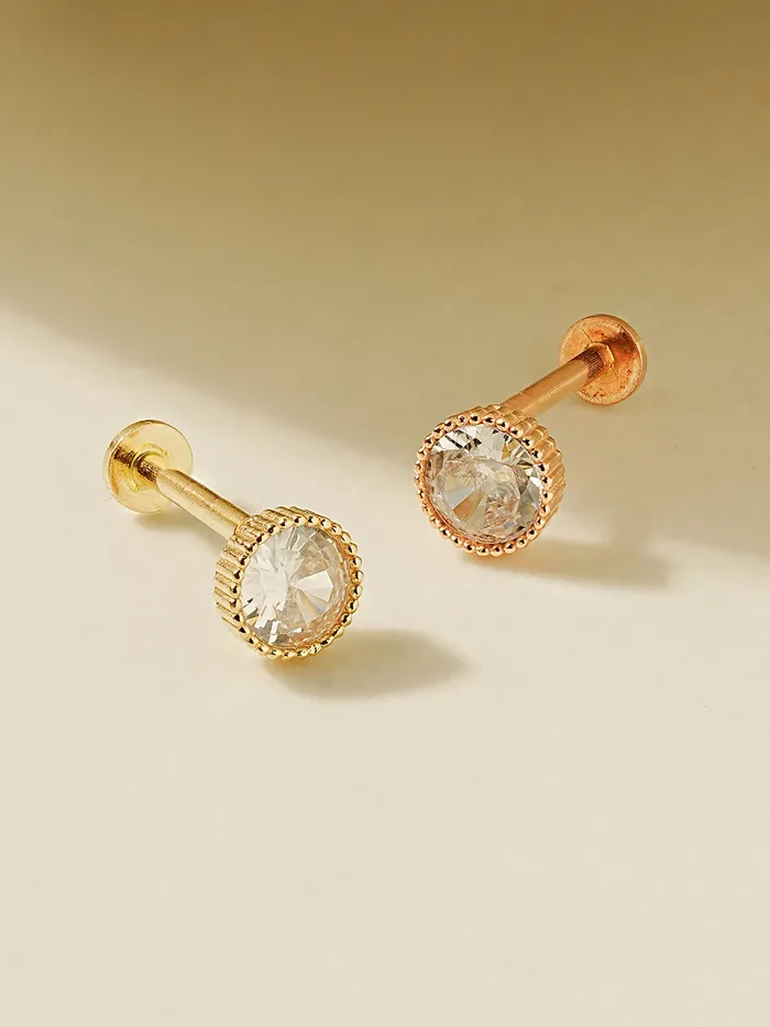 MinimalBijoux 14K Gold Simple Round Internally Threaded Labret Piercing 18G16G Rings