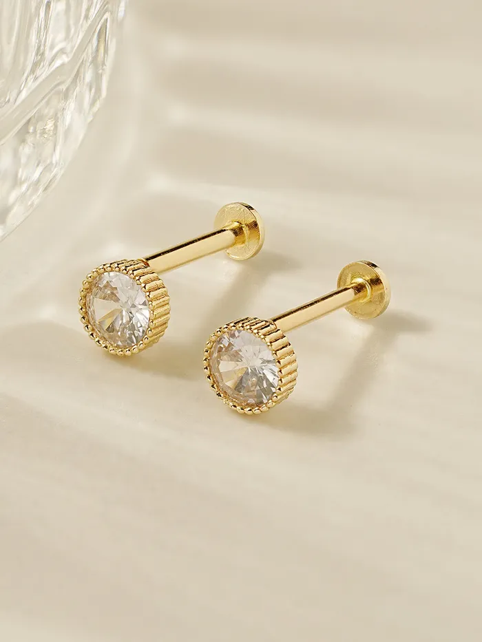 MinimalBijoux 14K Gold Simple Round Internally Threaded Labret Piercing 18G16G Rings