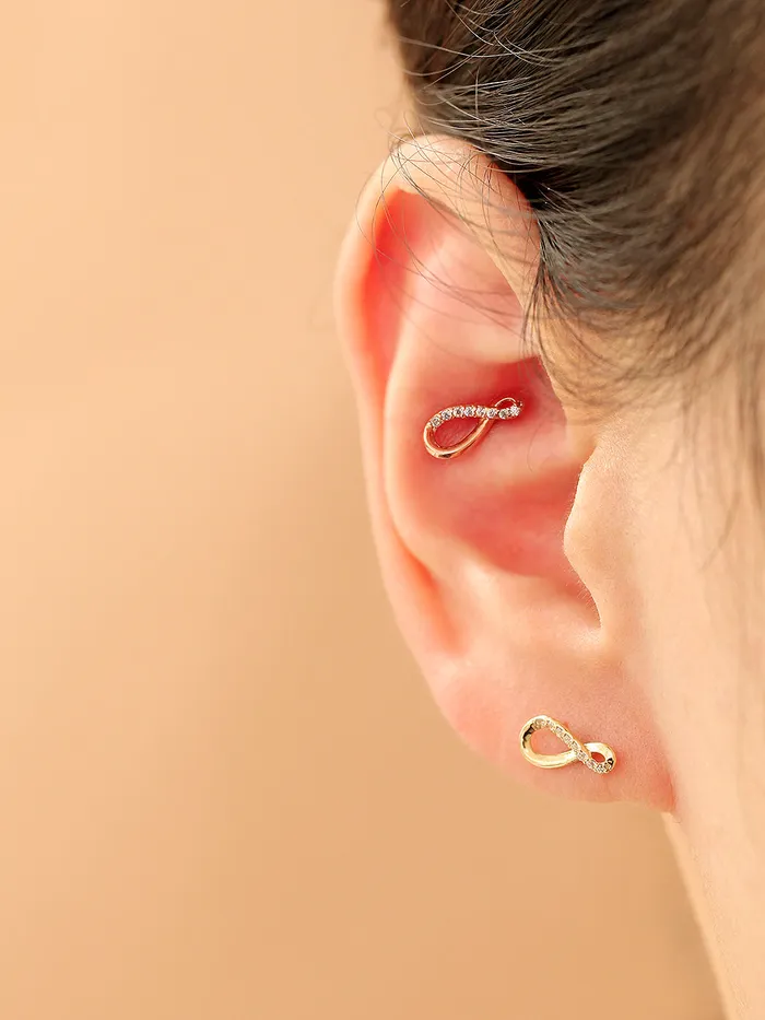 MinimalBijoux Earrings 14K Gold Infinite Cubic Cartilage Earring 18G16G
