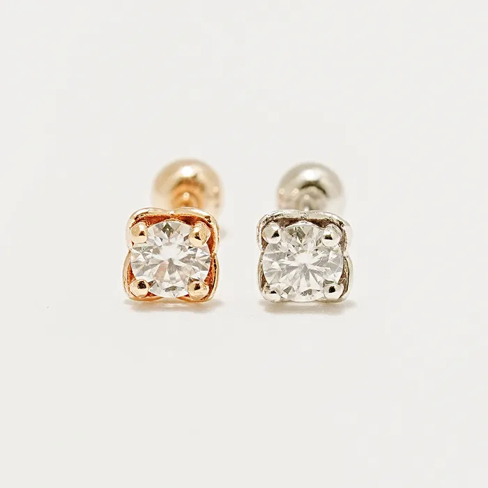 MinimalBijoux Earrings 14K Gold Moissanite Kare Cartilage Earring 20G18G16G