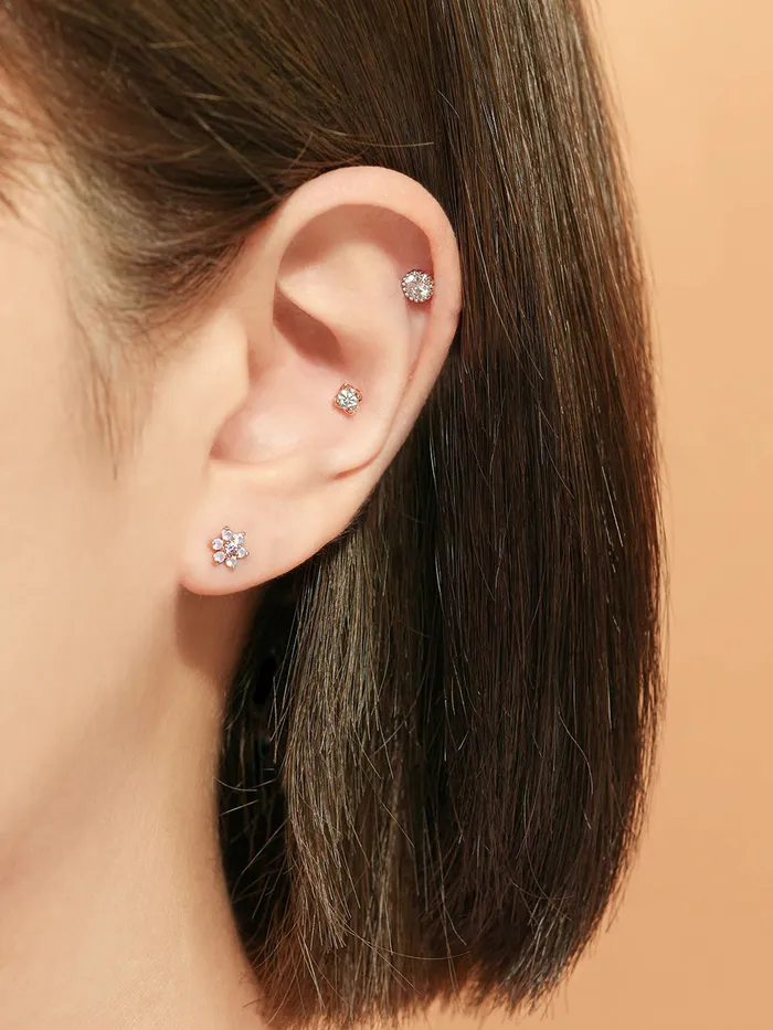 MinimalBijoux Earrings 14K Gold Moissanite Kare Cartilage Earring 20G18G16G