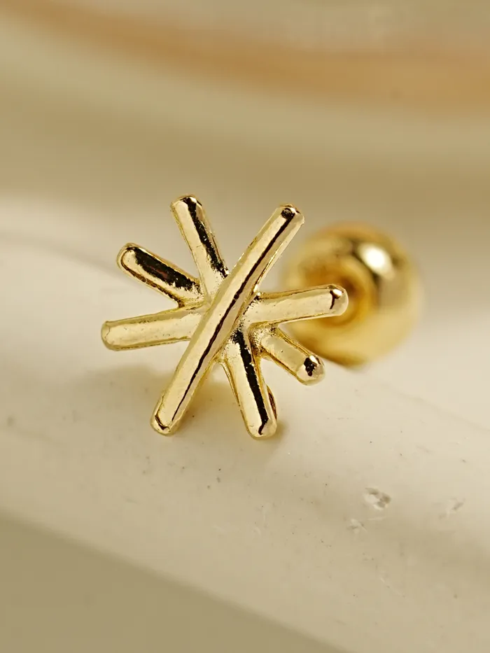 MinimalBijoux Earrings 14K Gold Swing Snow Cartilage Earring 20G