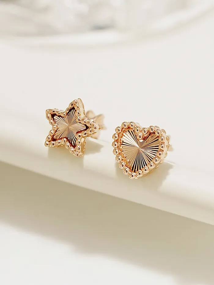 MinimalBijoux Earrings 14K Gold Volume Cutting Heart Star Cartilage Earring 18G16G MinimalBijoux Earrings 14K Gold Volume Cutting Heart Star Cartilage Earring 18G16G