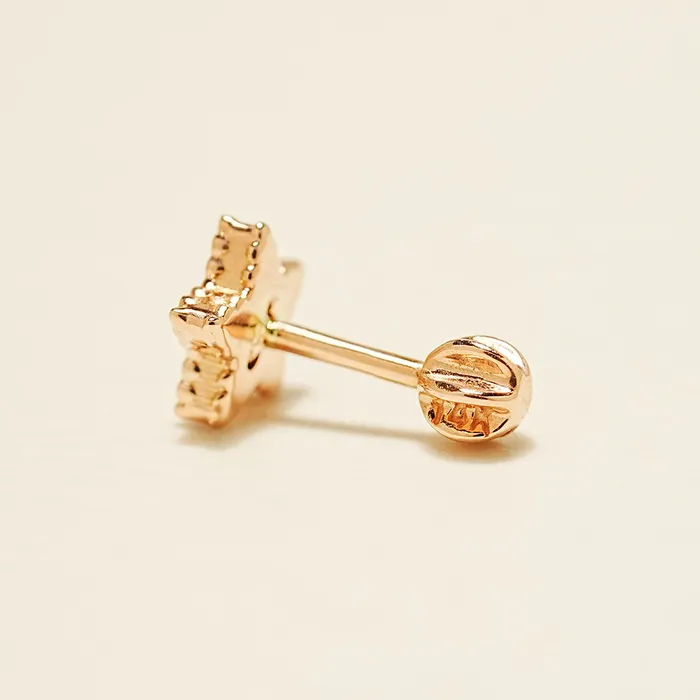 MinimalBijoux Earrings 14K Gold Volume Cutting Heart Star Cartilage Earring 18G16G