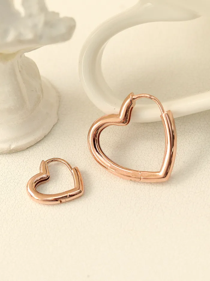 MinimalBijoux Earrings 14K Gold Volume Heart Hoop Earring