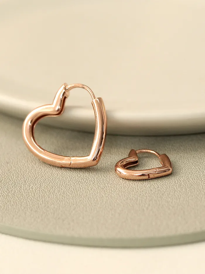 MinimalBijoux Earrings 14K Gold Volume Heart Hoop Earring