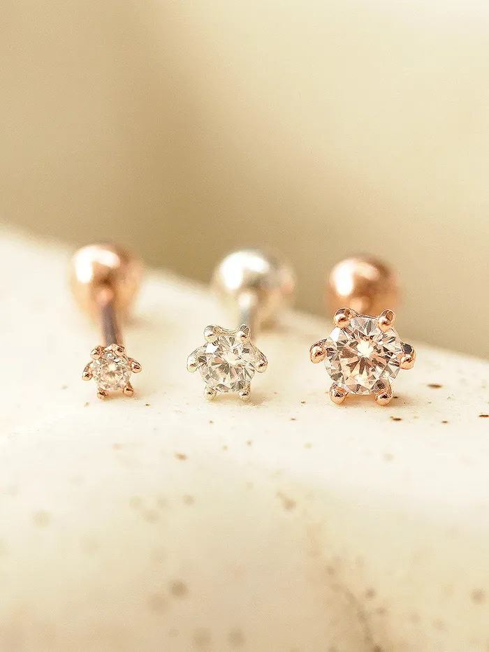 MinimalBijoux Earrings 925 silver Cubic sixpronged cartilage earring 16G