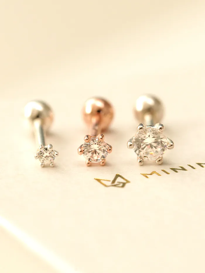 MinimalBijoux Earrings 925 silver Cubic sixpronged cartilage earring 16G