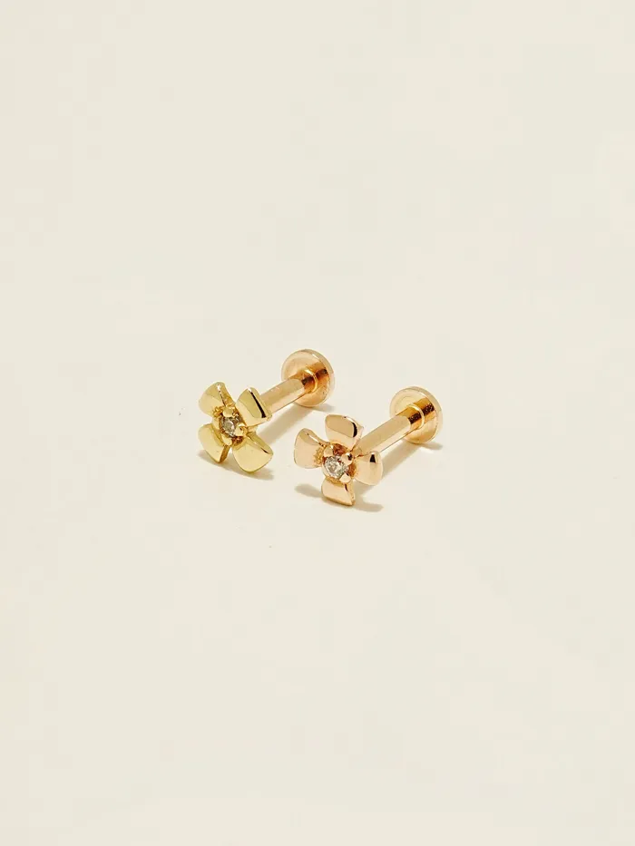 MinimalBijoux PreStyled Sets 14K Gold Cubic Clover Internally Threaded Labret Piercing 18G16G