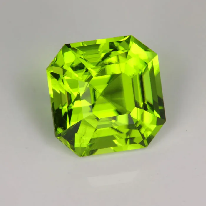 Moriartys Gem Art Rings Hidden Gem 3 Asscher Cut Peroidot Gemstone 756cts