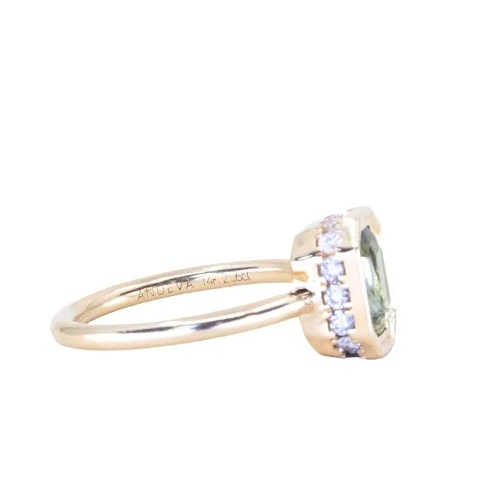 NASHAN Rings 205ct Radiant Cut Green Sapphire Low Profile Bezel Hidden Diamond Halo Solitaire Ring in 14k Yellow Gold