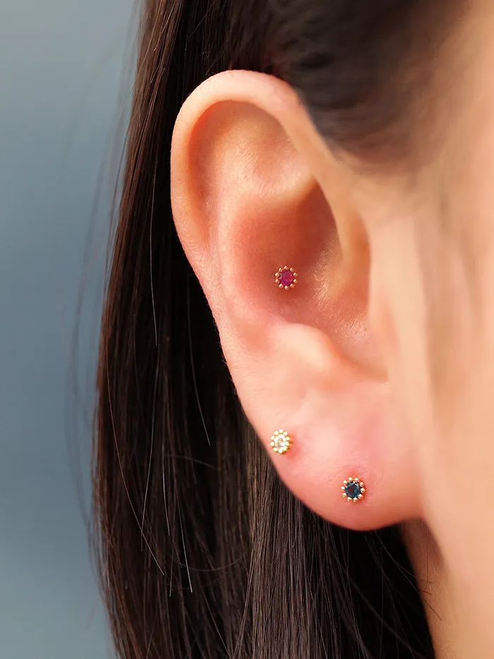 PreStyled Sets MinimalBijoux 14K Gold Minimi Round Cubic Internally Threaded Labret Piercing 18G16G