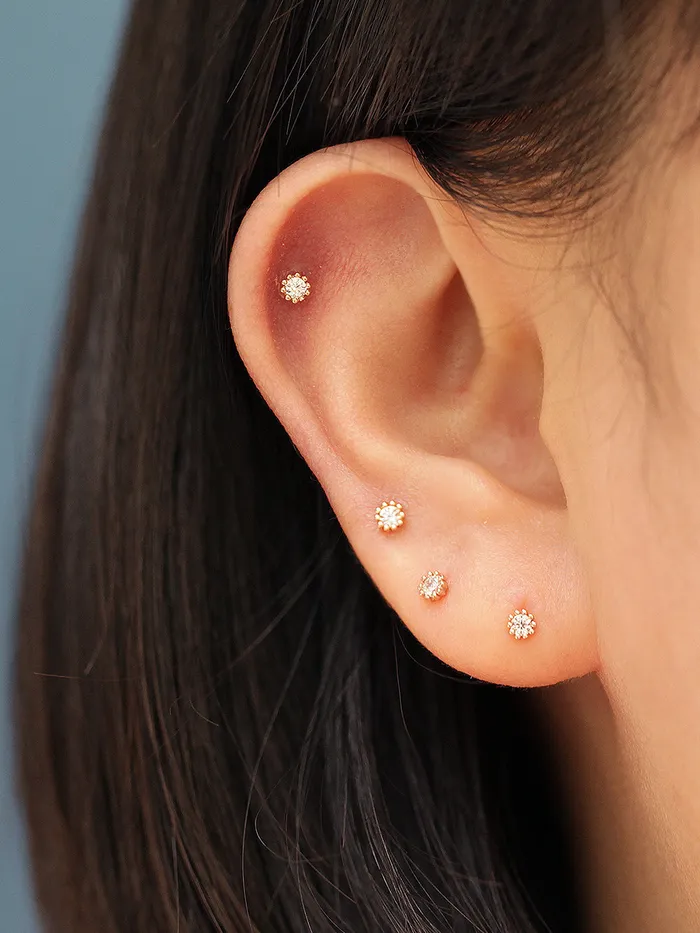 PreStyled Sets MinimalBijoux 14K Gold Minimi Round Cubic Internally Threaded Labret Piercing 18G16G