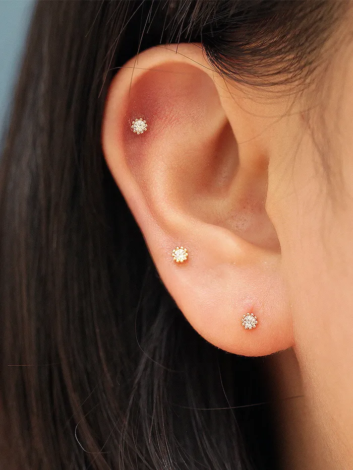 PreStyled Sets MinimalBijoux 14K Gold Minimi Round Cubic Internally Threaded Labret Piercing 18G16G