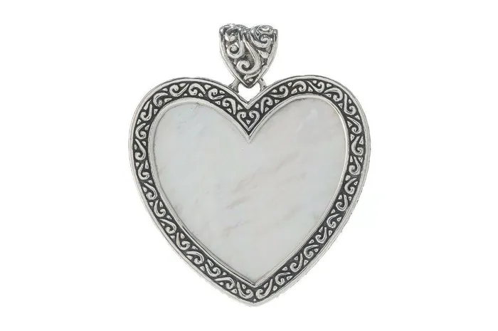 Samuel B Necklaces Heart Reef Pendant Mother Of Pearl
